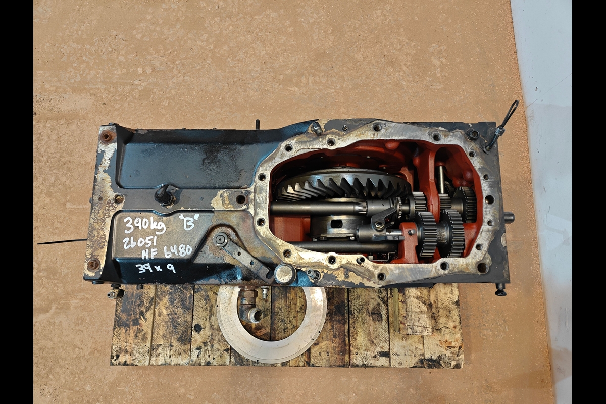 Transmisie spate Massey Ferguson 6480 (2008)