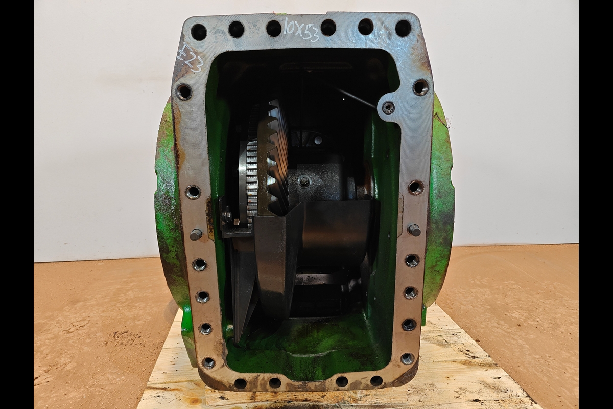 Transmisie spate John Deere 8320R (2018)