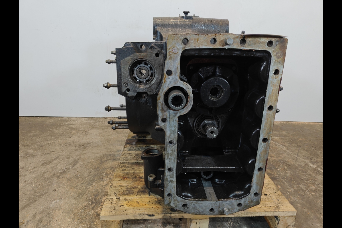 Transmisie spate New Holland T7.270 (2019)