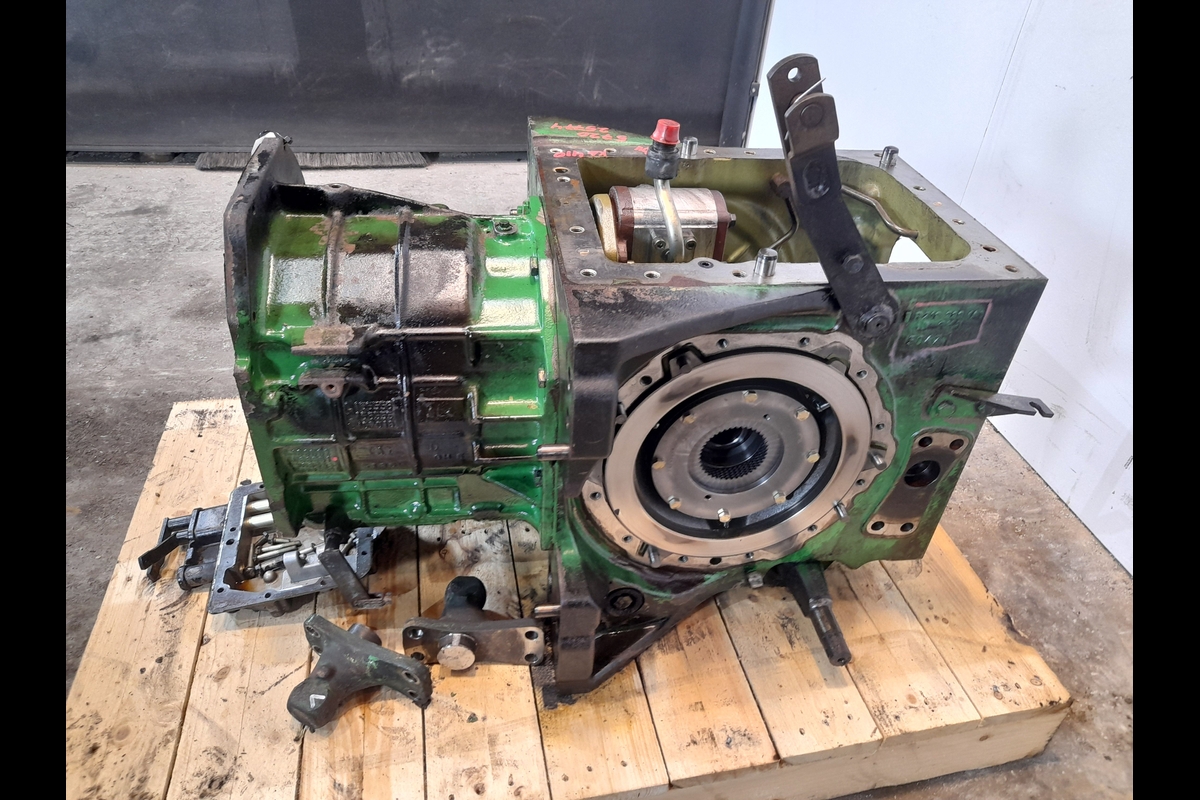 Transmisie spate John Deere 5720 (2005)