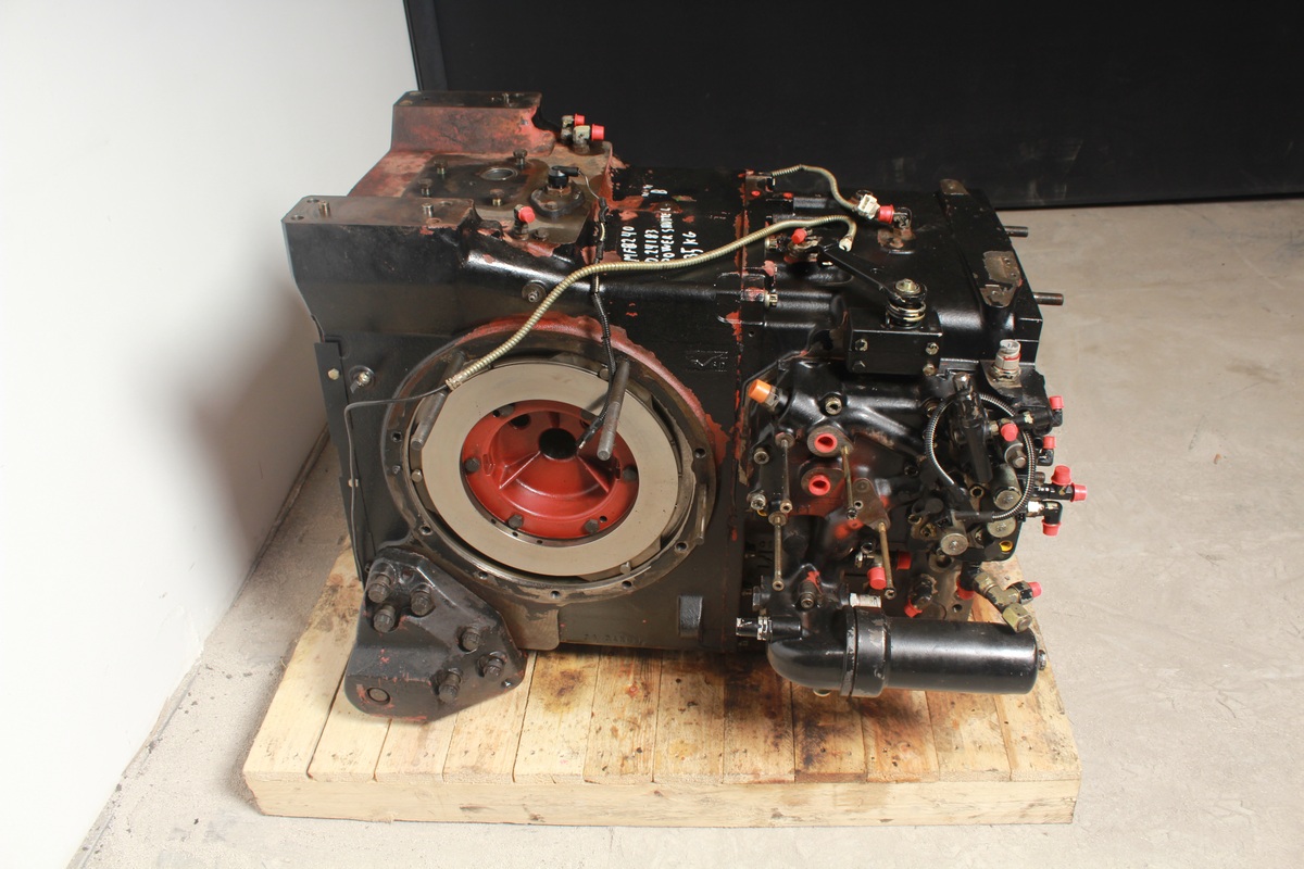 Transmisie spate Massey Ferguson 8240 (2002)