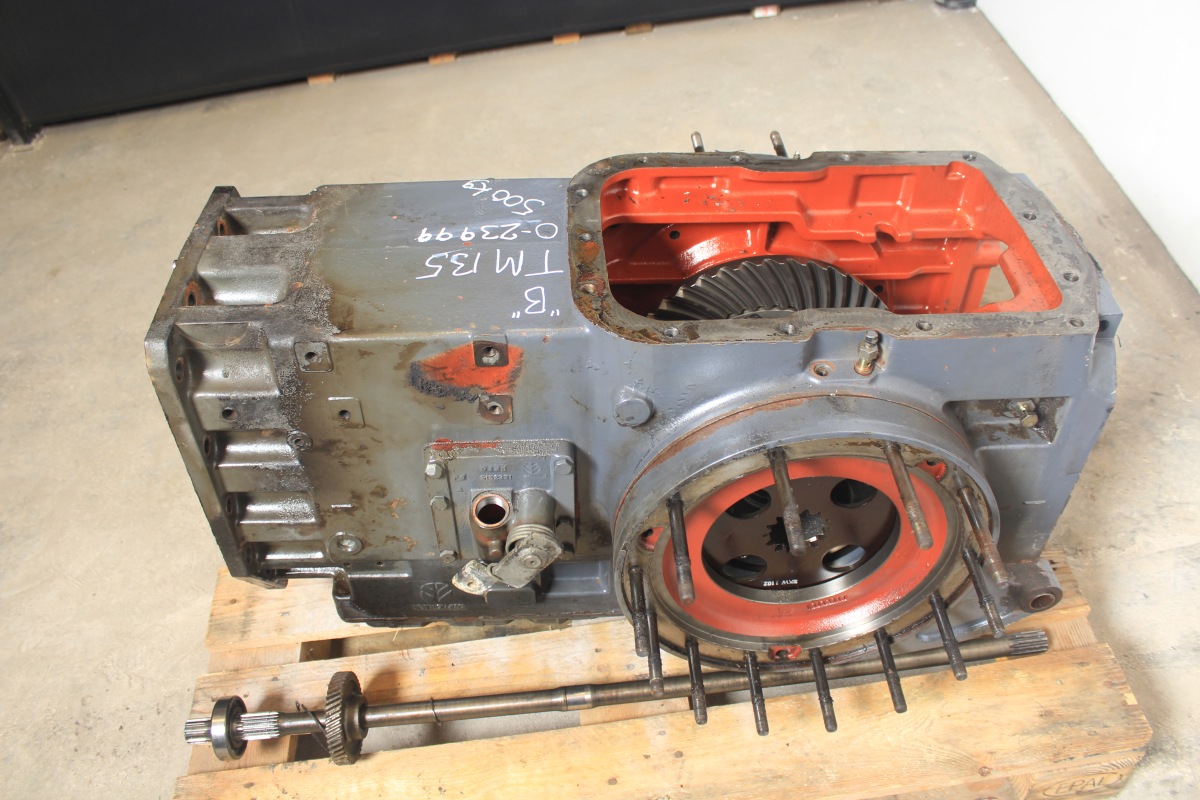 Transmisie spate New Holland TM135 (2001)
