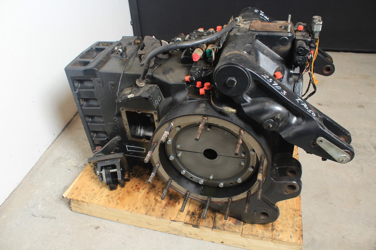 Transmisie spate New Holland T7050 (2007)