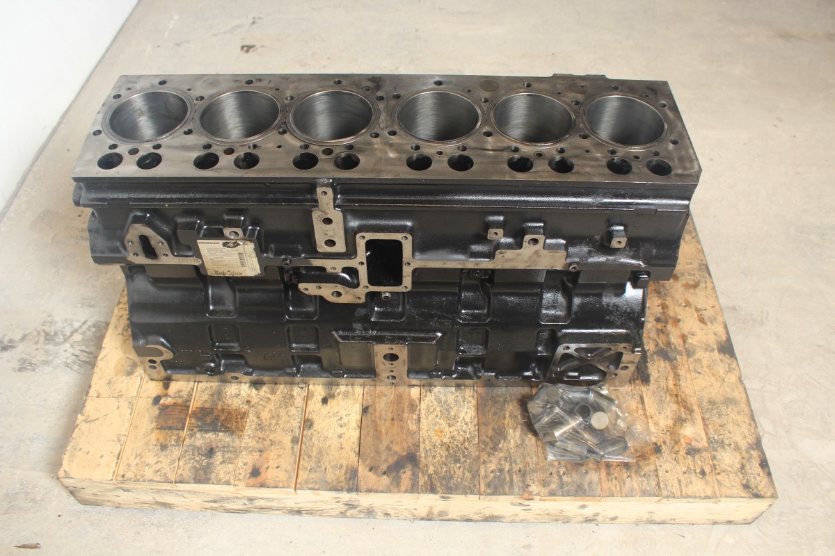 Bloc motor Massey Ferguson 8480 (2004)