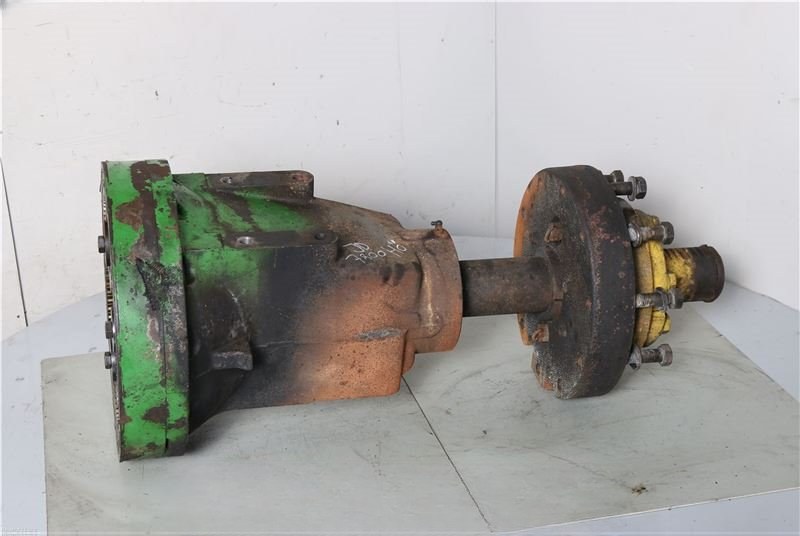 Axa spate dreapta John Deere 7800